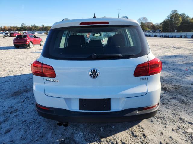 Volkswagen Tiguan S Image 4