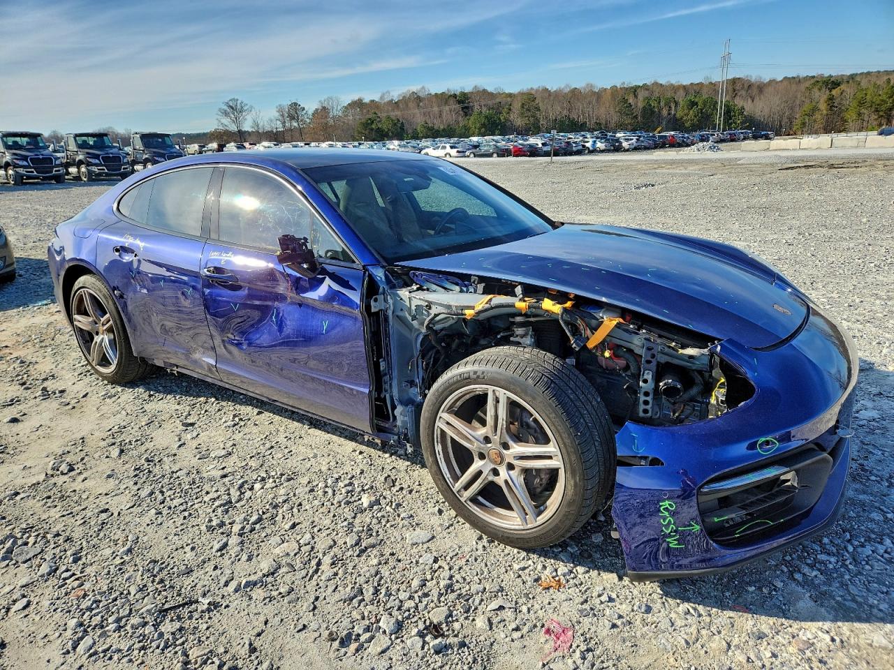 Porsche Panamera Base Image 6