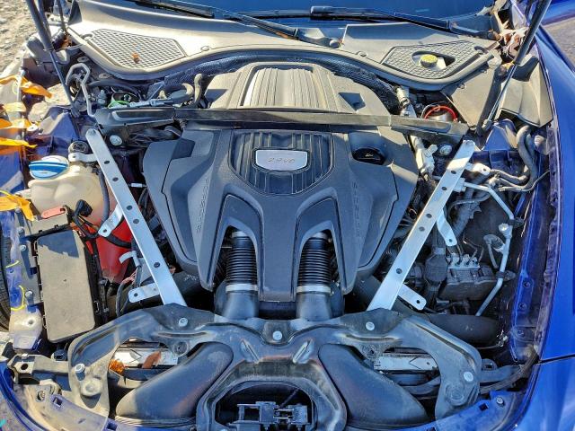 Porsche Panamera Base Image 12