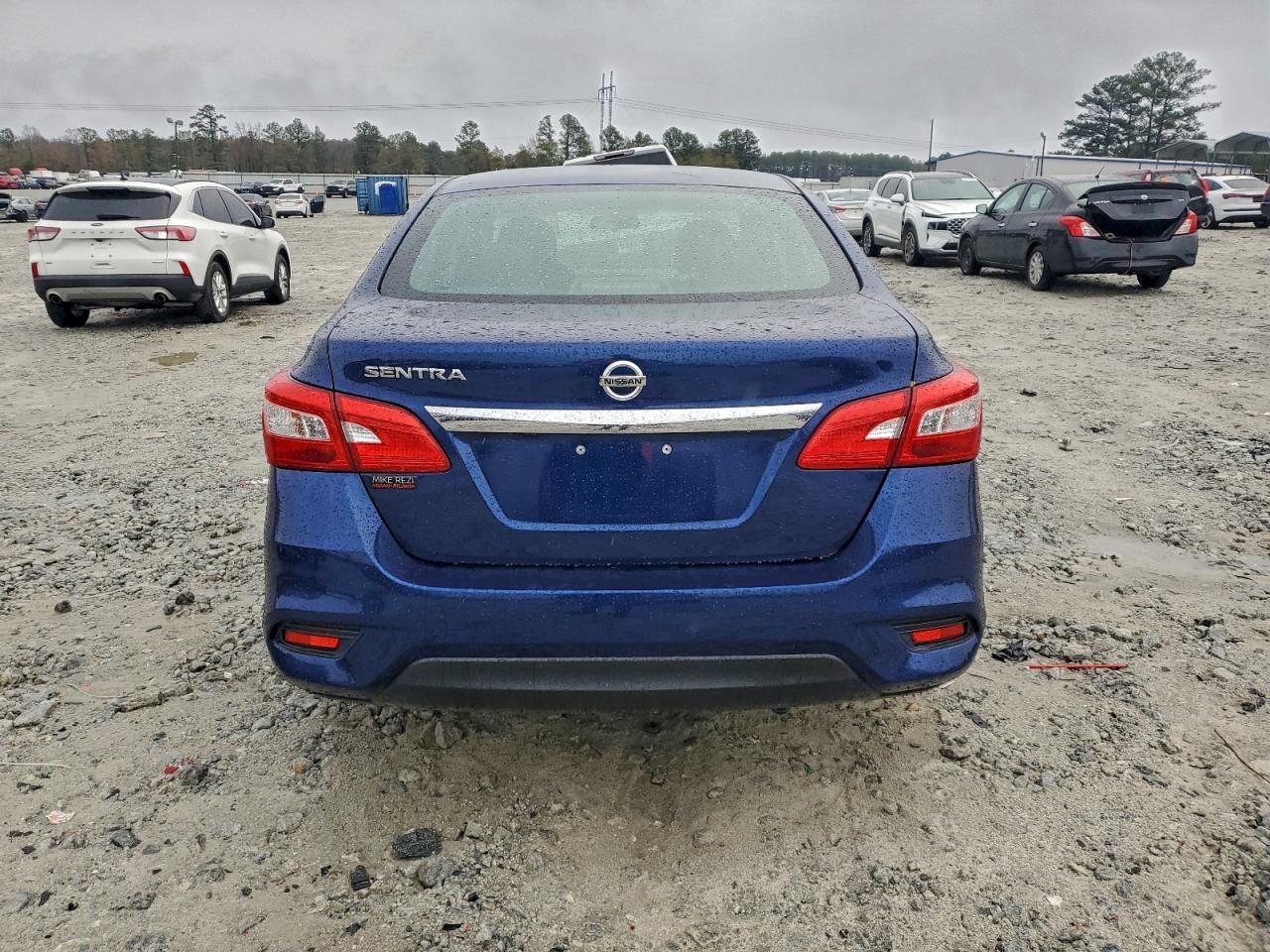 Nissan Sentra S Image 7