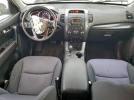 Kia Sorento Base Image 9