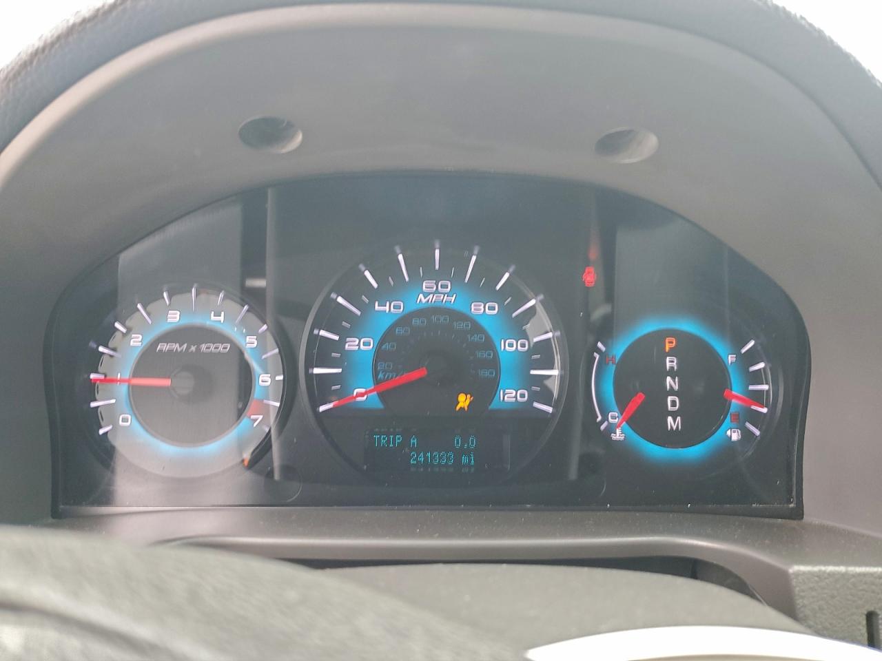 Ford Fusion Sel Image 11