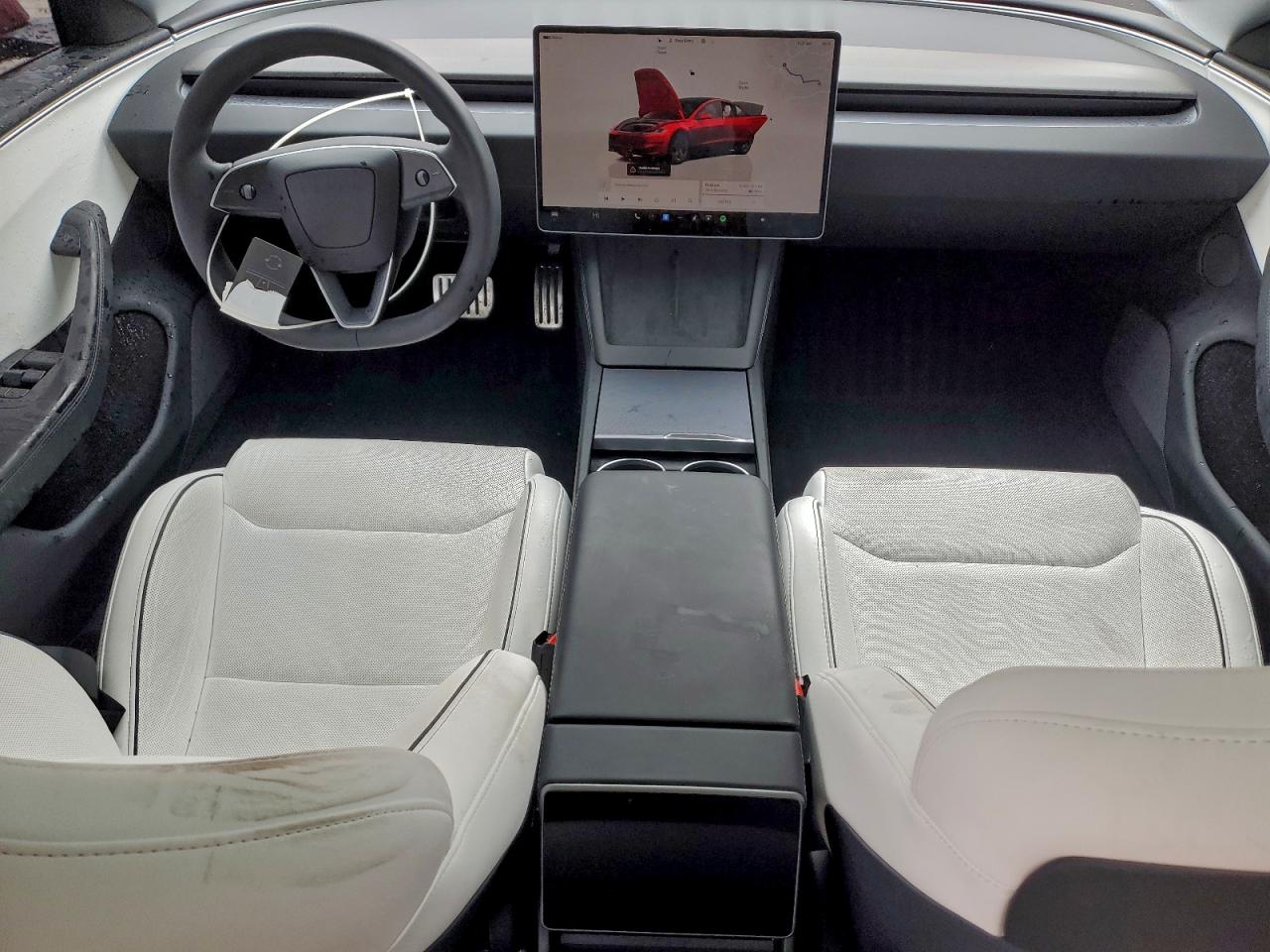 Tesla Model 3 Image 5