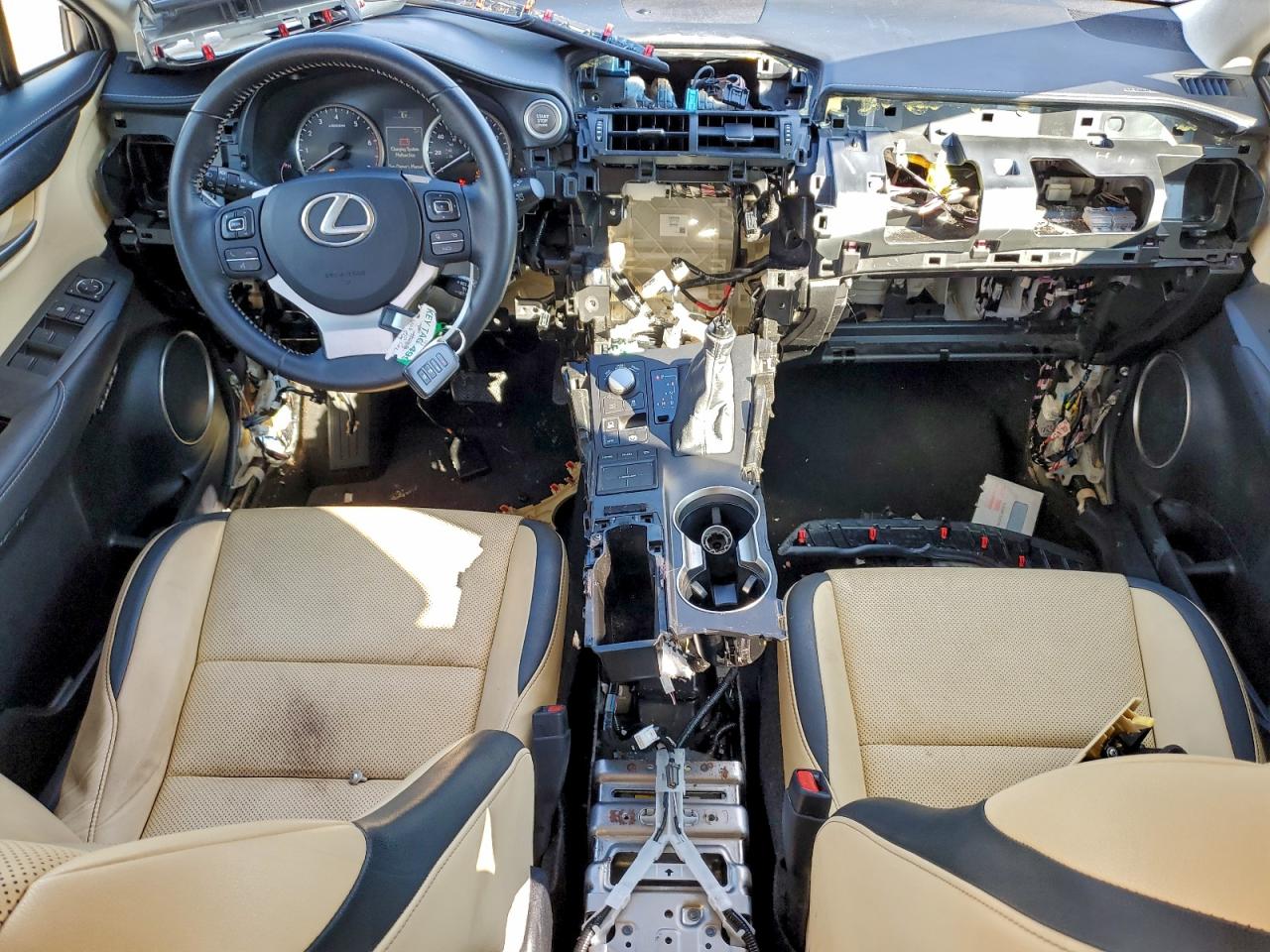 Lexus NX 200t Base Image 13