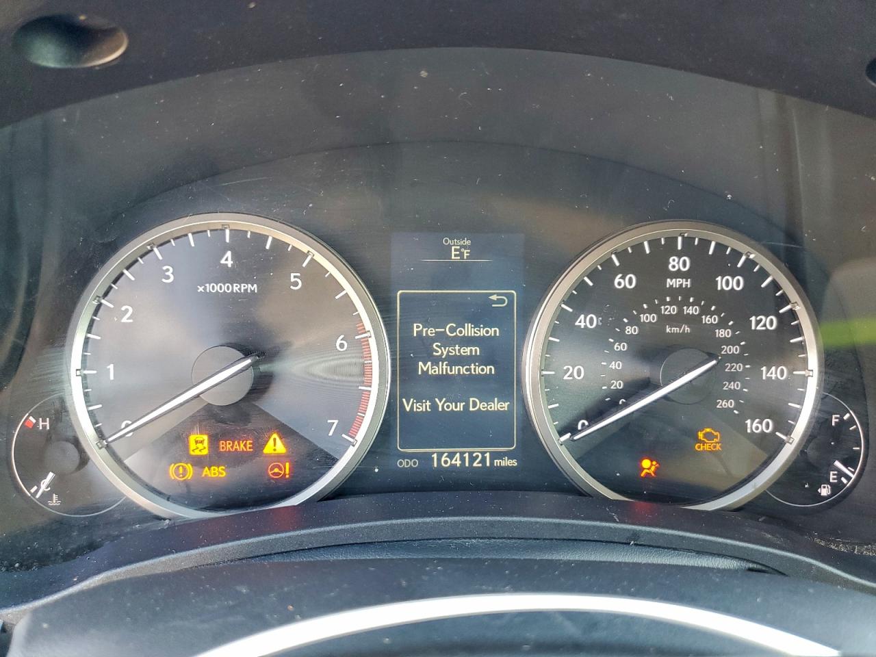 Lexus NX 200t Base Image 5