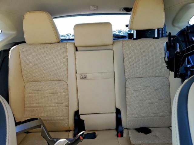 Lexus NX 200t Base Image 11