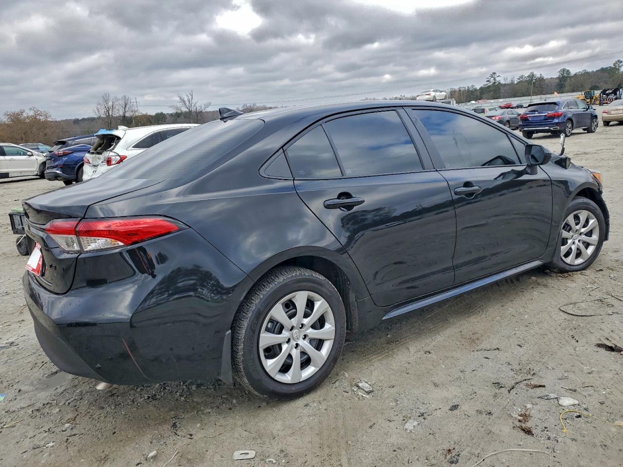 Toyota Corolla Le Image 6