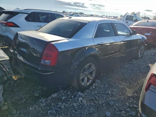 Chrysler 300 Touring Image 3