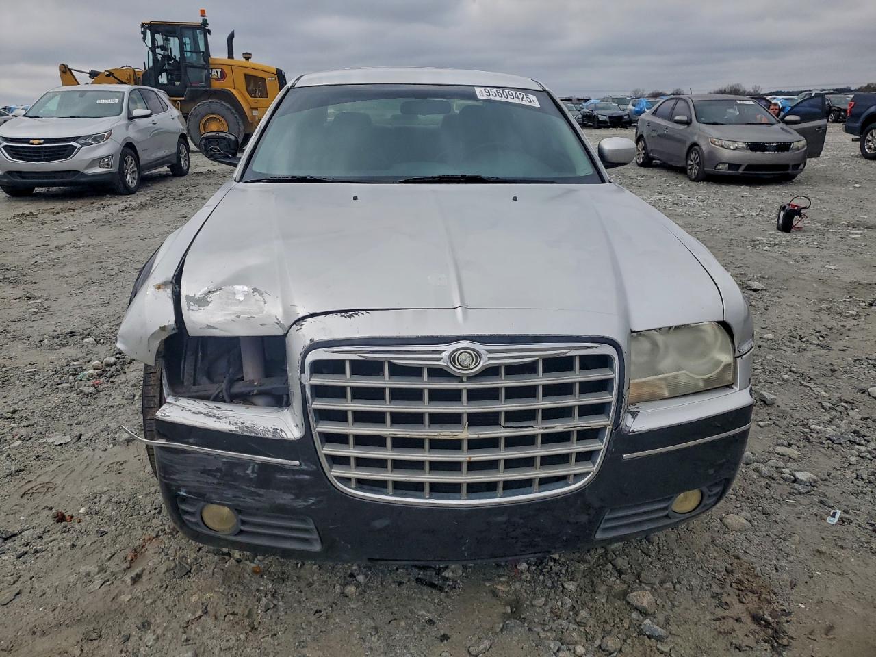 Chrysler 300 Touring Image 12
