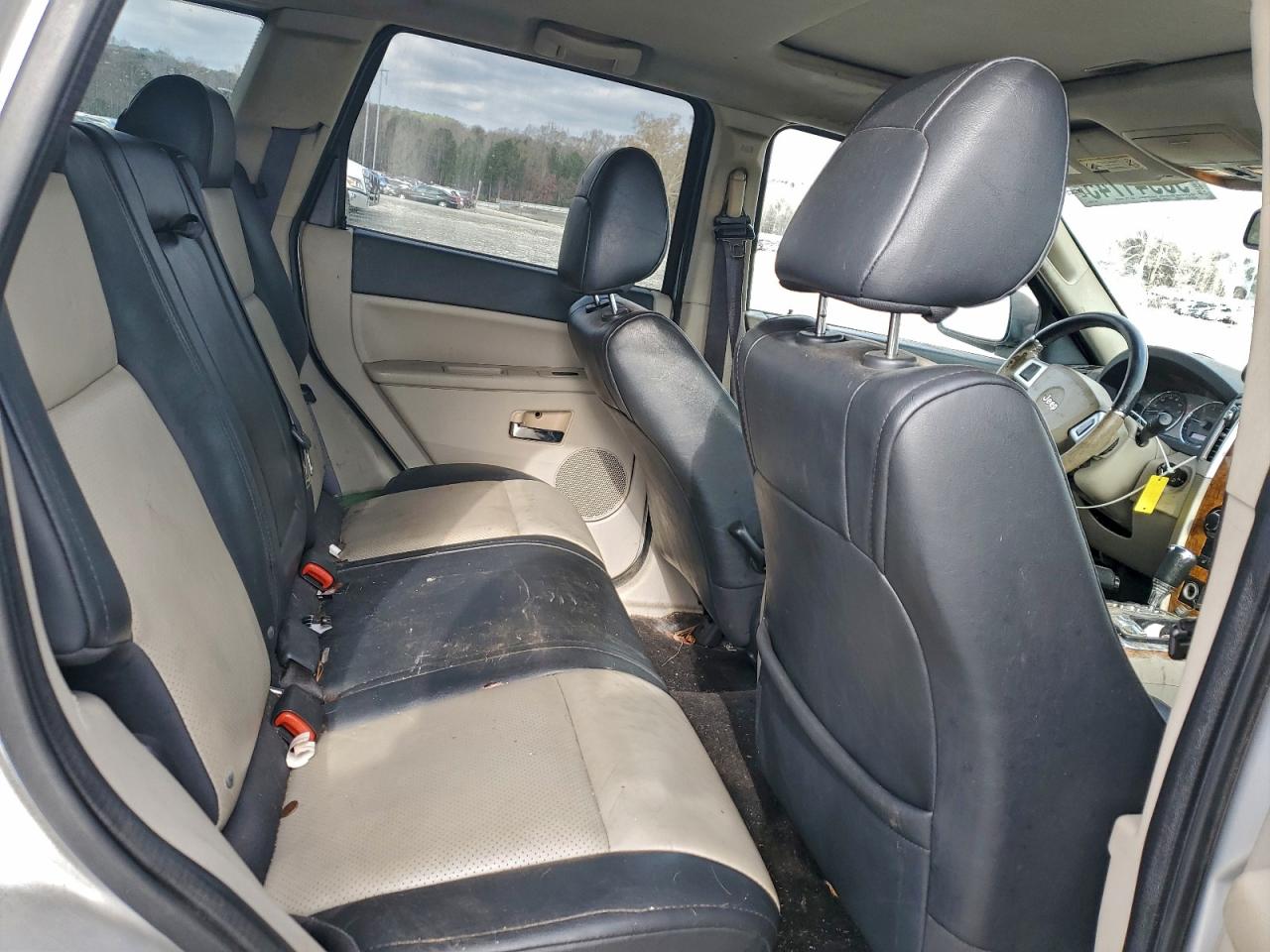 Jeep Grand Cherokee Limited Image 8