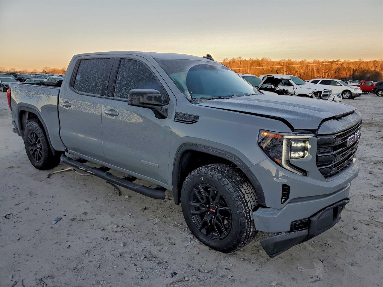 GMC Sierra K1500 Elevation Image 7