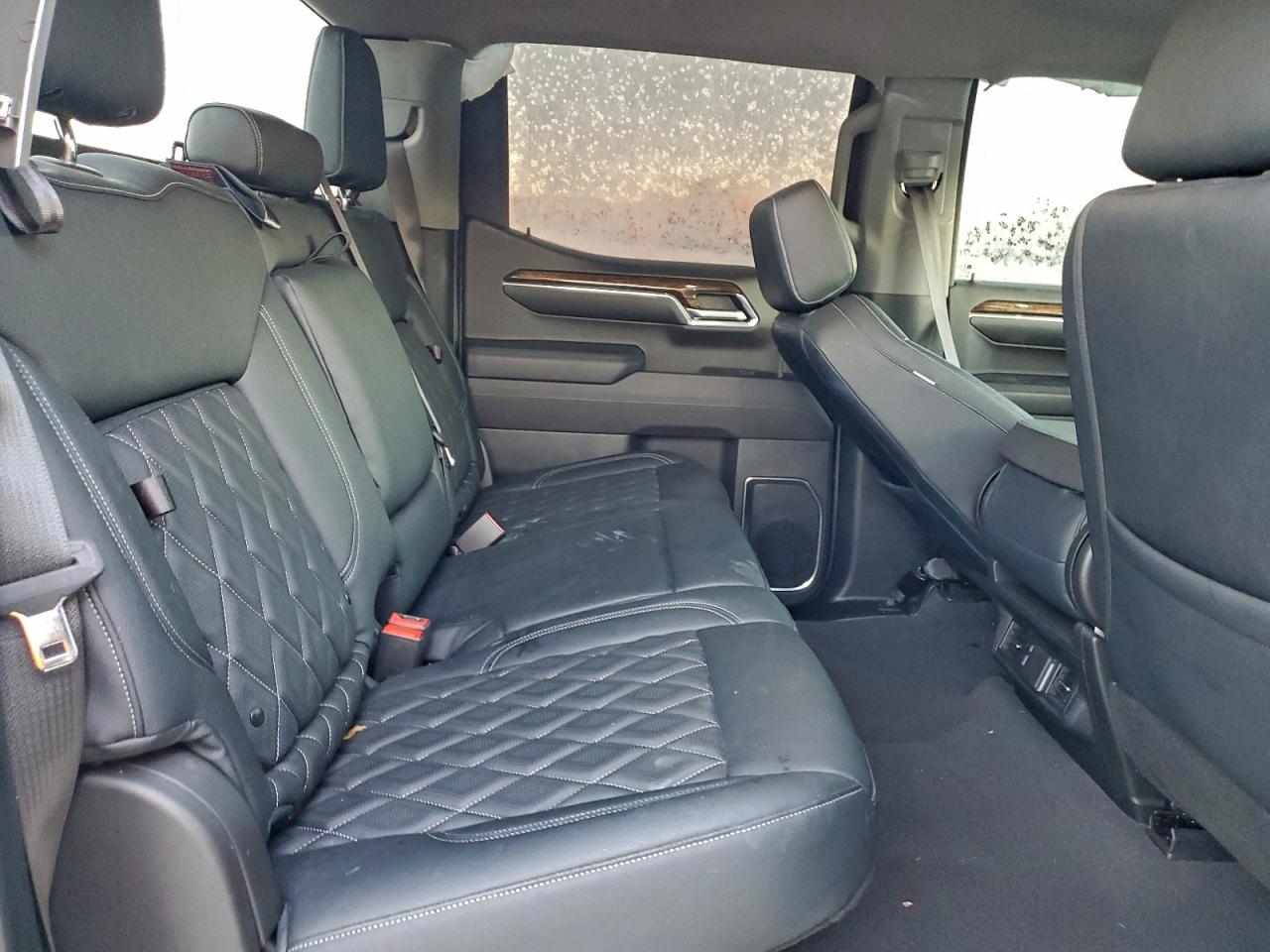 GMC Sierra K1500 Elevation Image 6