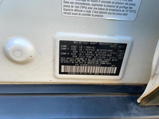 Subaru Outback 2.5i Image 9