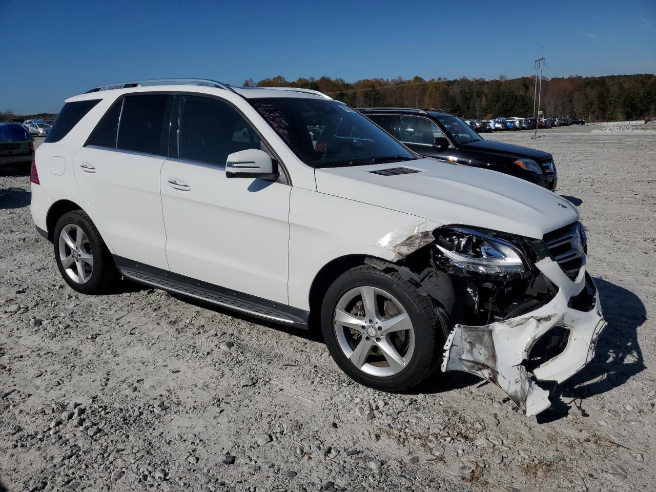 Mercedes-Benz GLE 350 Image 4