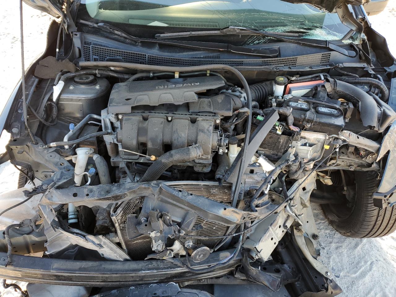 Nissan Sentra S Image 8