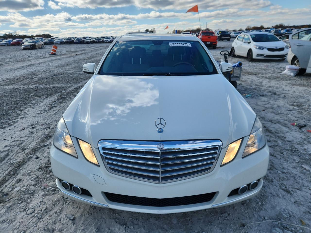 Mercedes-Benz E-Class 350 Image 2