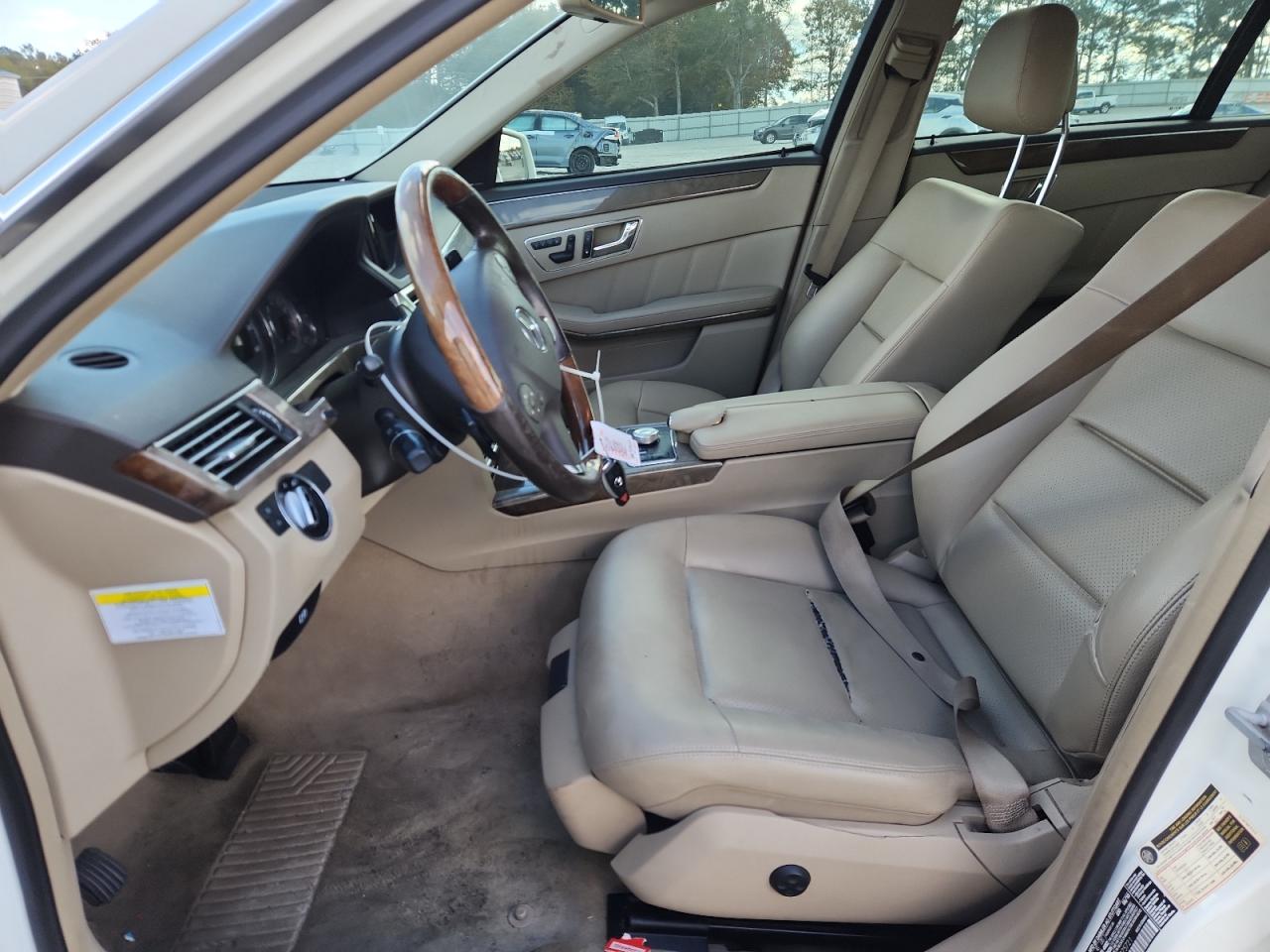 Mercedes-Benz E-Class 350 Image 5