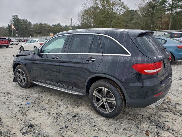 Mercedes-Benz GLC 300 Image 8