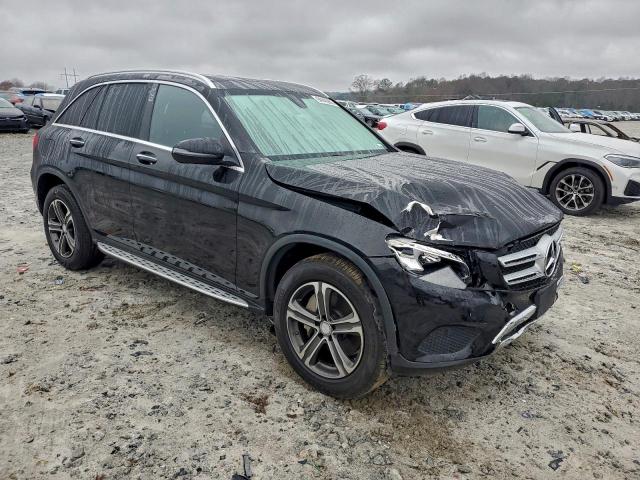 Mercedes-Benz GLC 300 Image 4