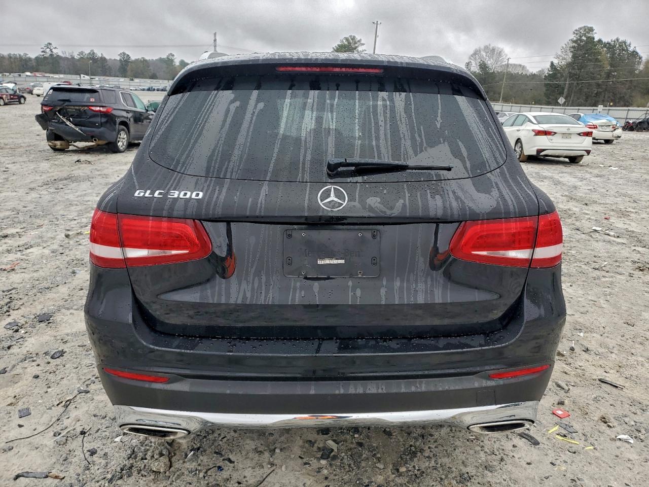 Mercedes-Benz GLC 300 Image 5