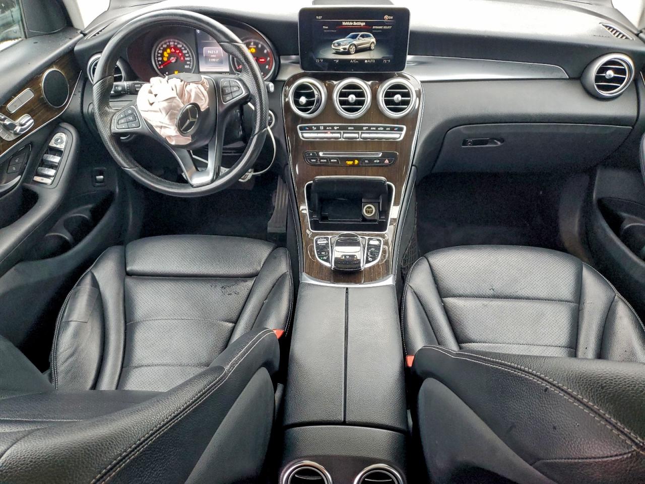 Mercedes-Benz GLC 300 Image 7