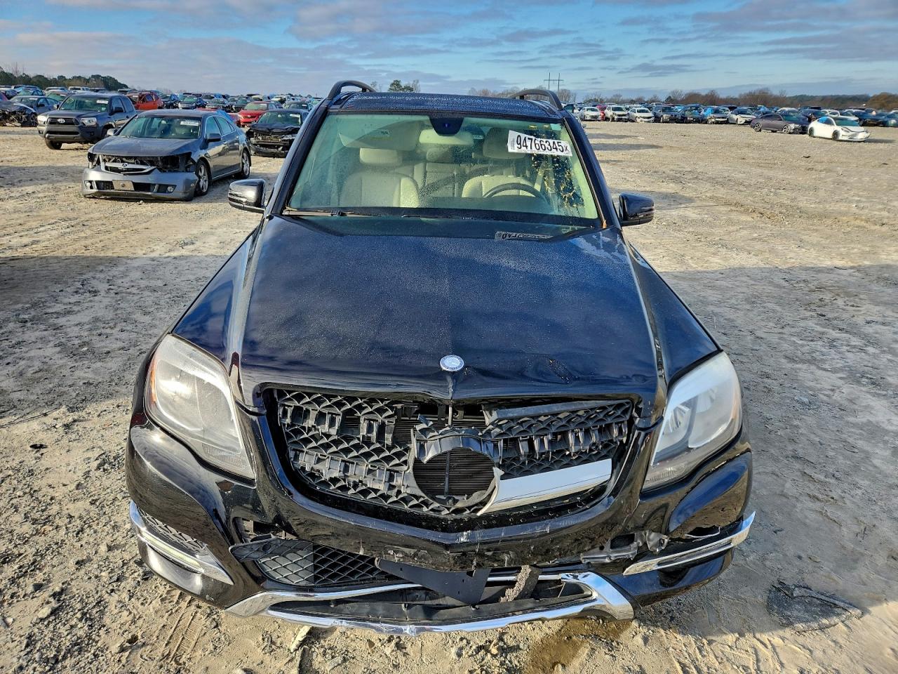 Mercedes-Benz GLK 350 Image 8