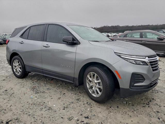 Chevrolet Equinox Ls Image 3