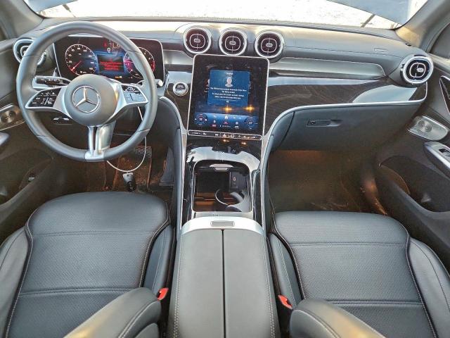 Mercedes-Benz GLC 300 Image 3