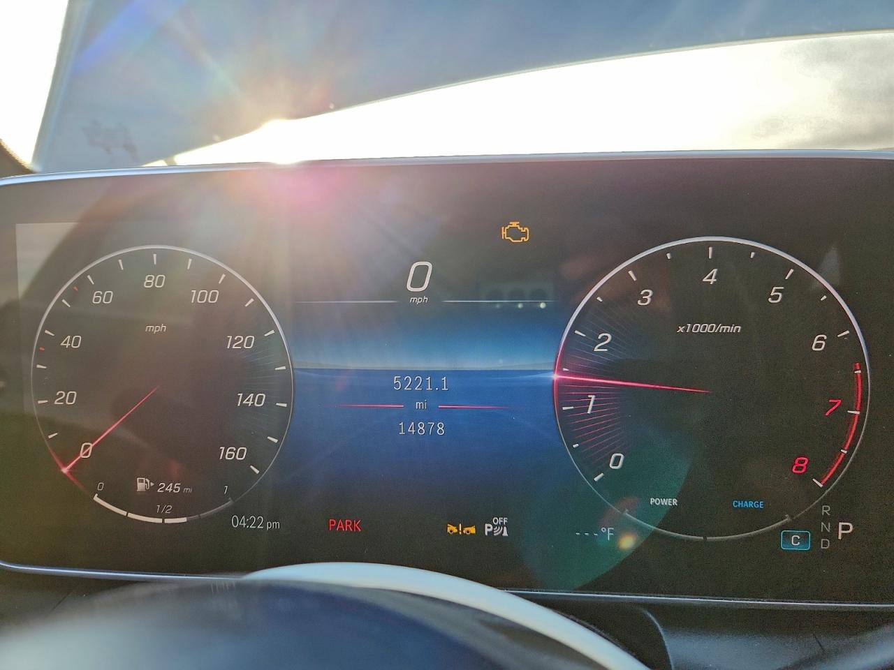 Mercedes-Benz GLC 300 Image 10