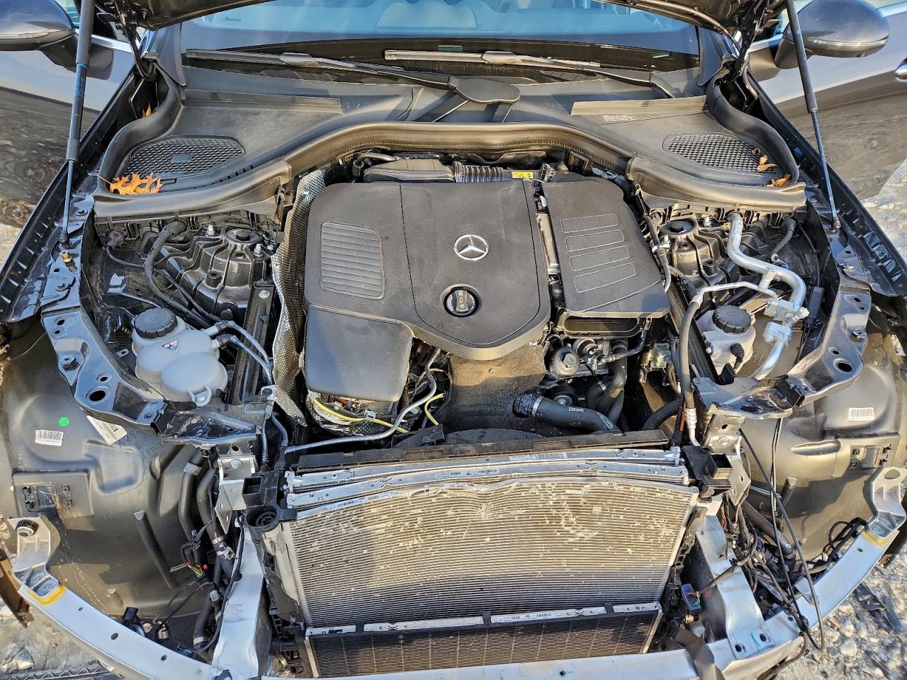 Mercedes-Benz GLC 300 Image 9