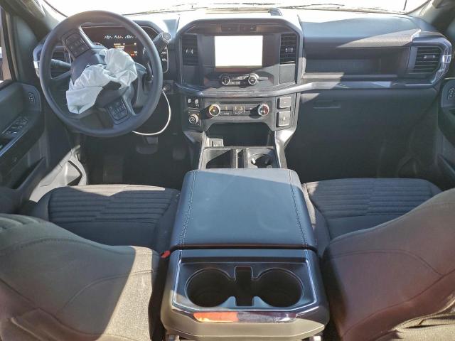 Ford F-150 Supercrew Image 8