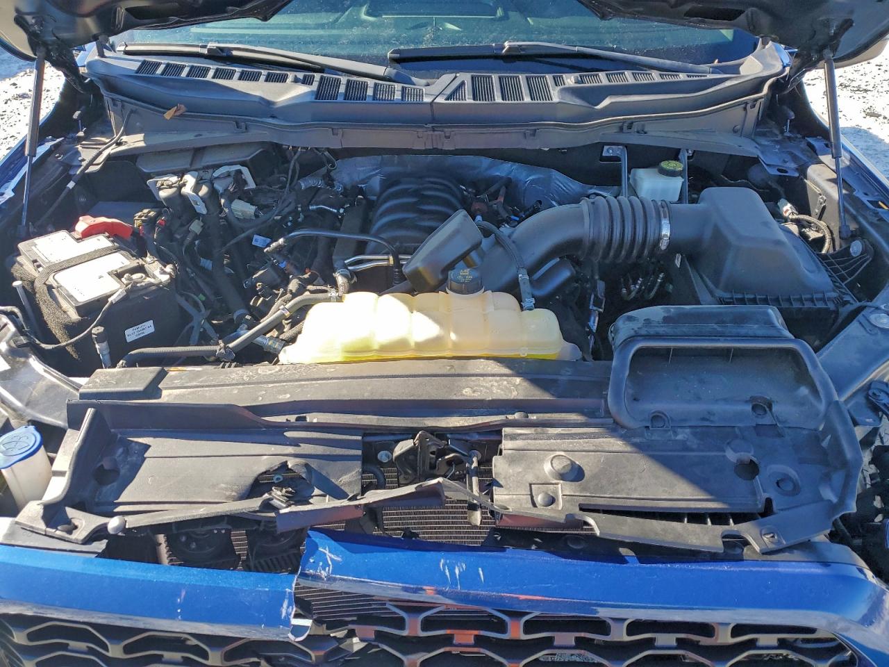 Ford F-150 Supercrew Image 9