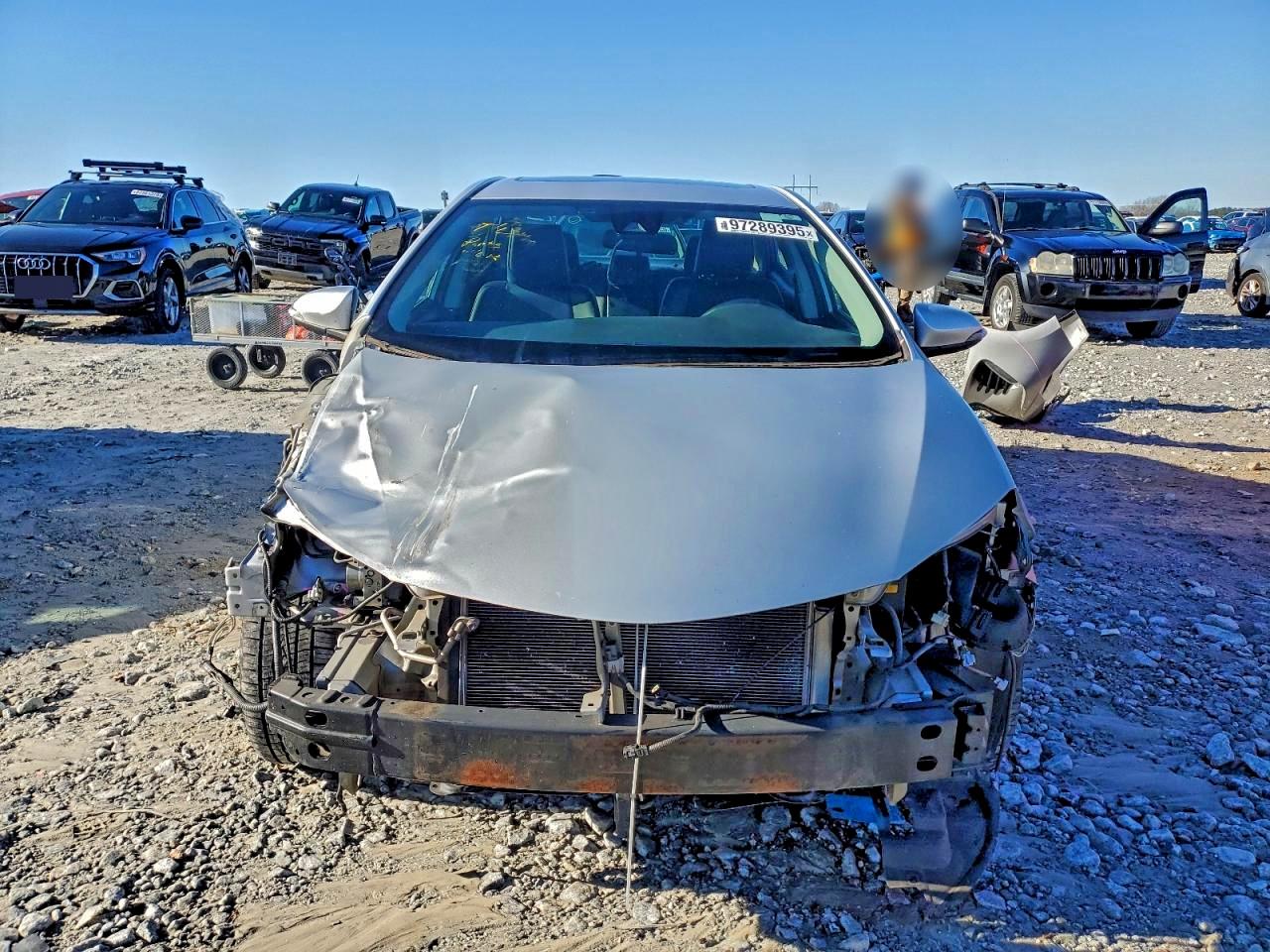 Toyota Corolla L Image 12