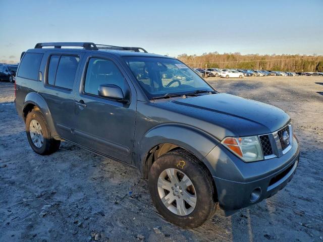 Nissan Pathfinder Le Image 4