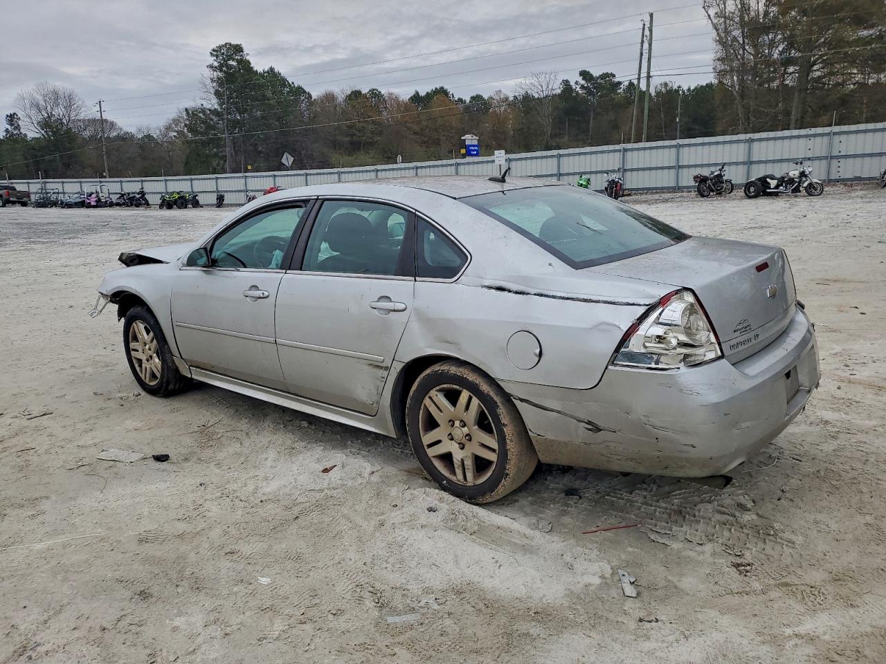 Chevrolet Impala Lt Image 4