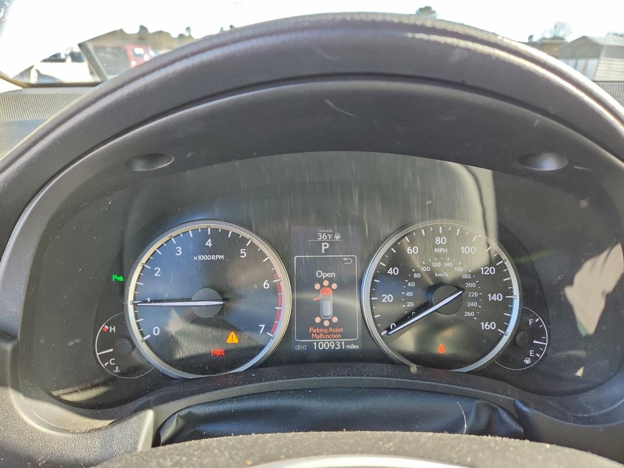 Lexus NX 200t Base Image 14