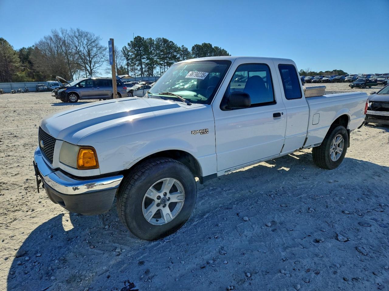 Ford Ranger Super Cab Image 1