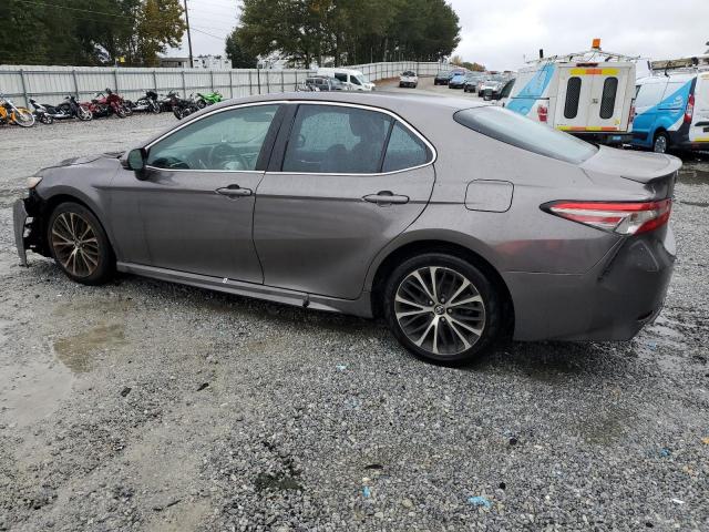 Toyota Camry L Image 2