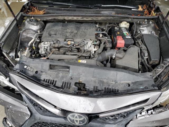 Toyota Camry L Image 10
