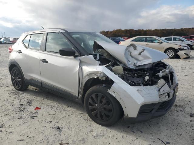 Nissan Kicks S Image 11