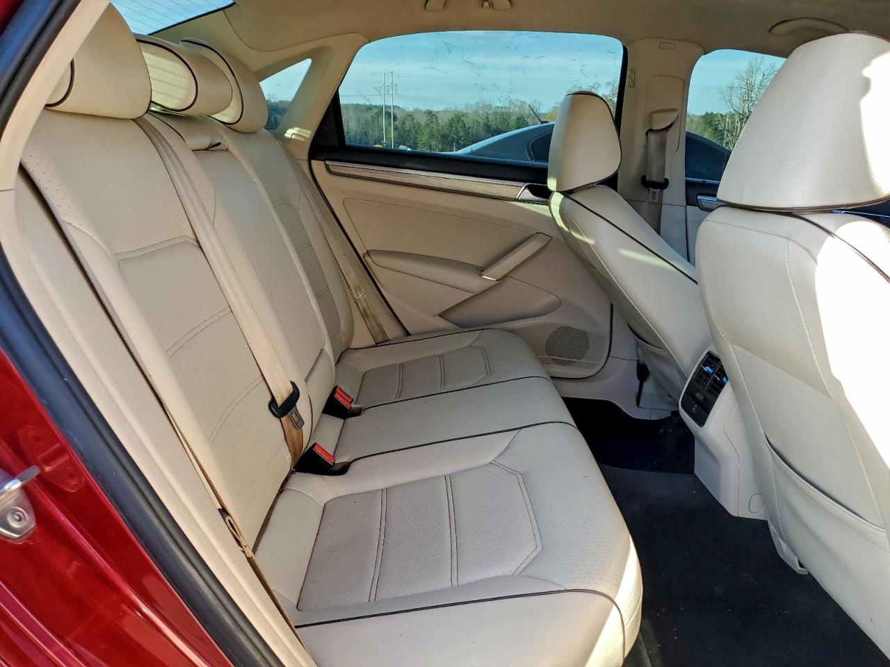 Volkswagen Passat Se Image 8