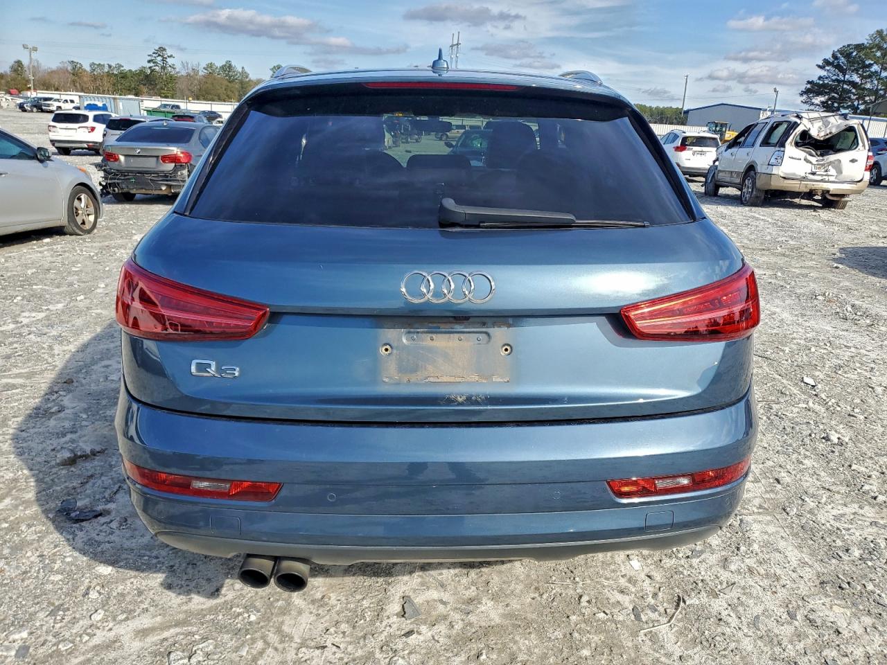Audi Q3 Premium Plus Image 8