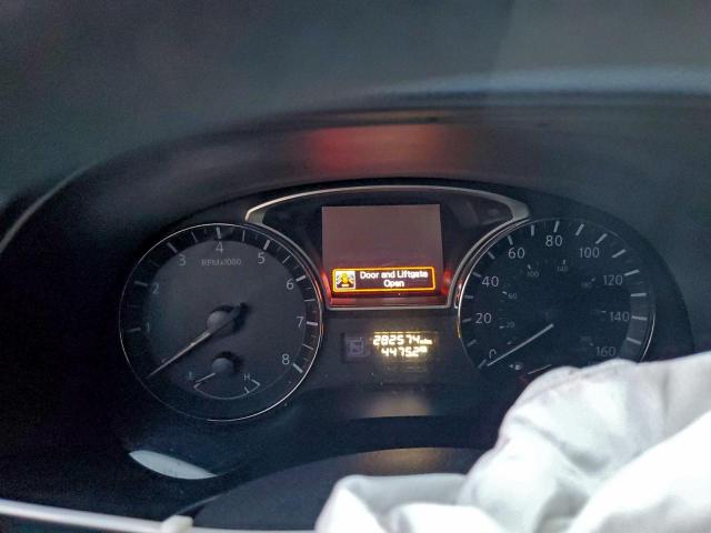 Nissan Pathfinder S Image 5