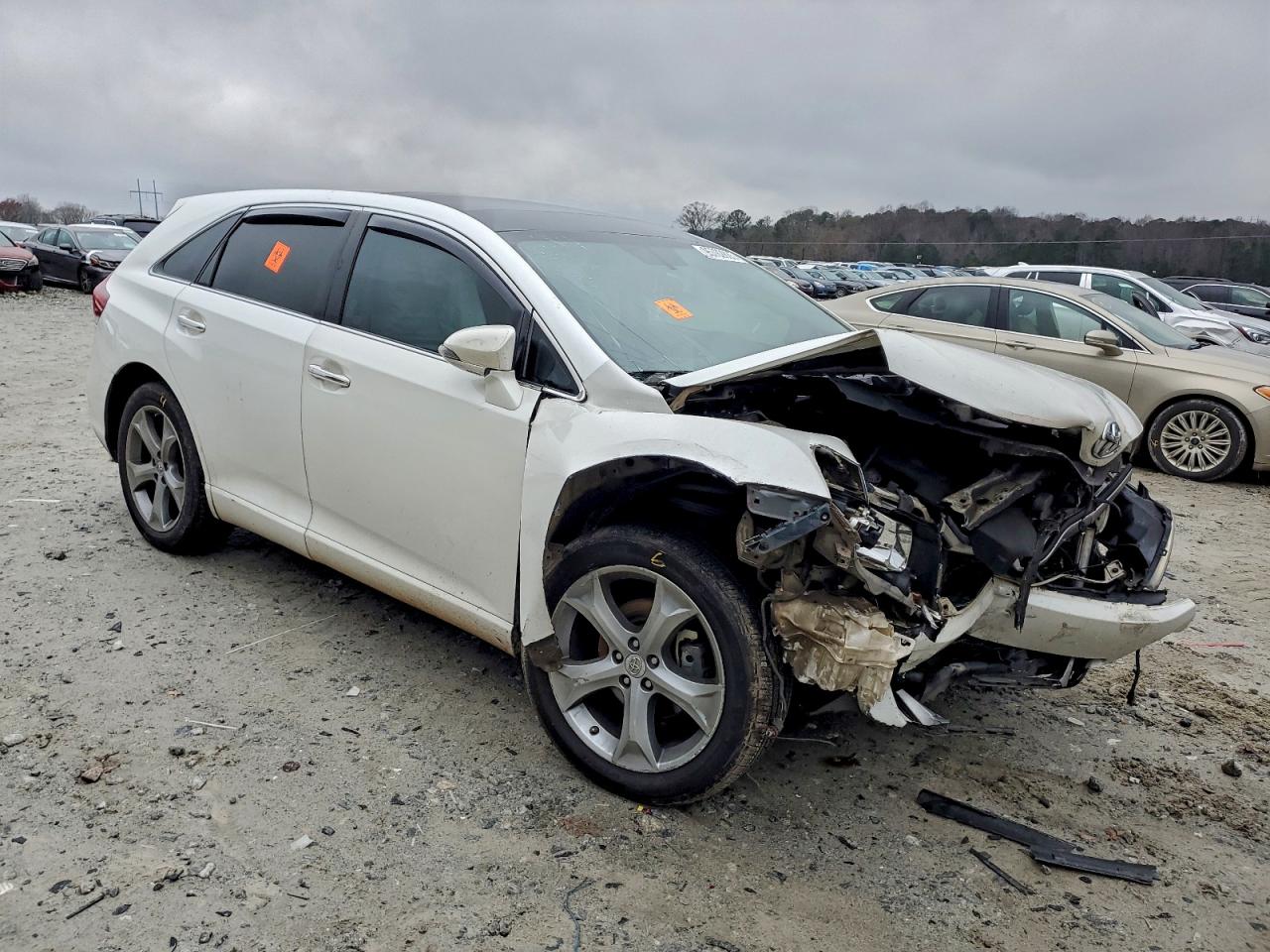 Toyota Venza Le Image 10