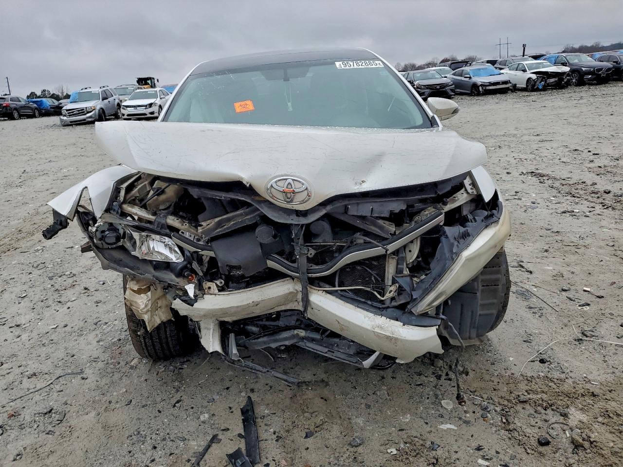 Toyota Venza Le Image 9