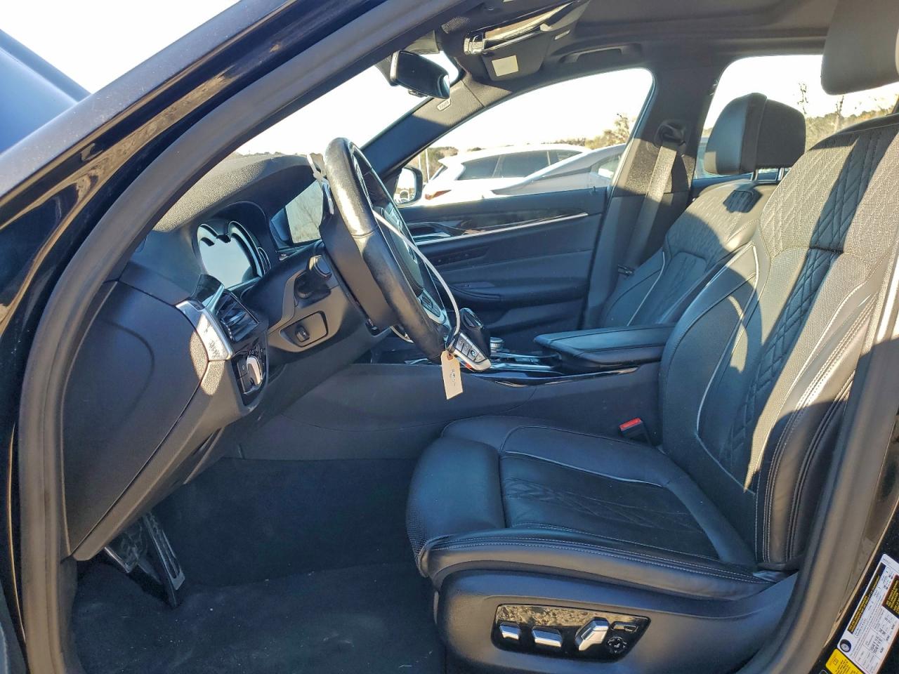 BMW 5 Series Xi Image 6