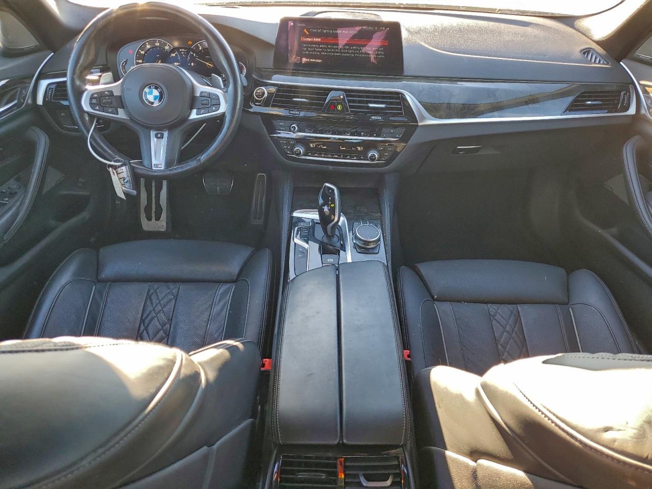 BMW 5 Series Xi Image 12
