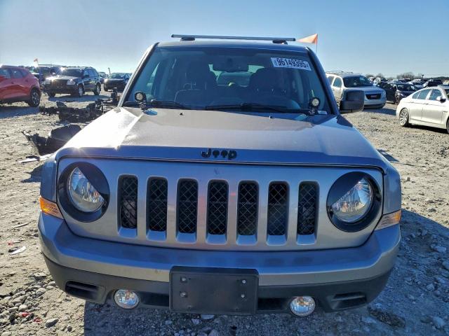 Jeep Patriot Sport Image 12