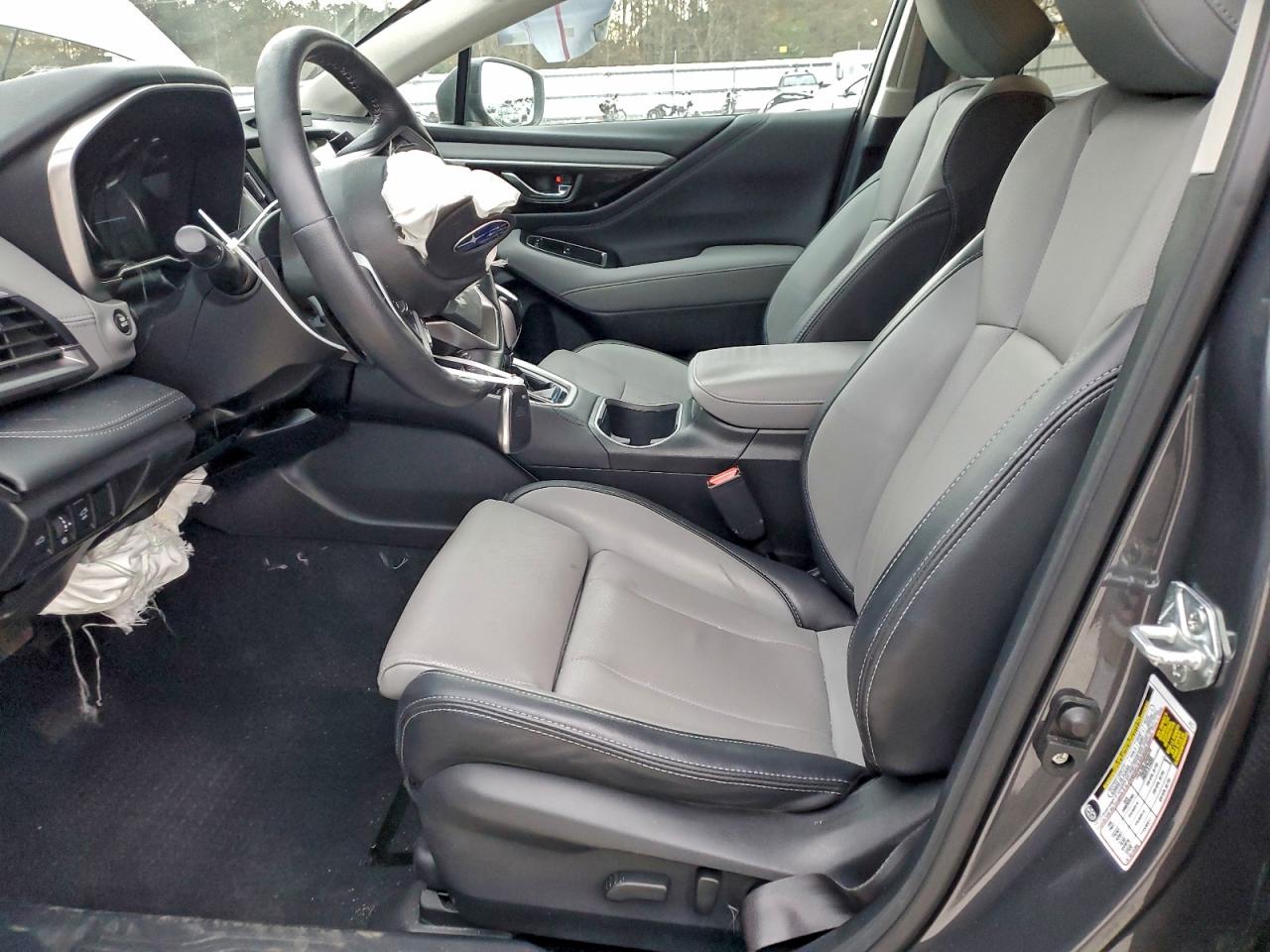 Subaru Outback Limited Image 8