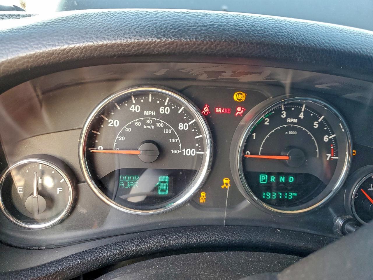 Jeep Wrangler Sport Image 9